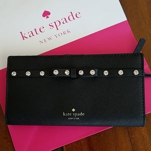 **SOLD**Kate Spade Stacey Wallet